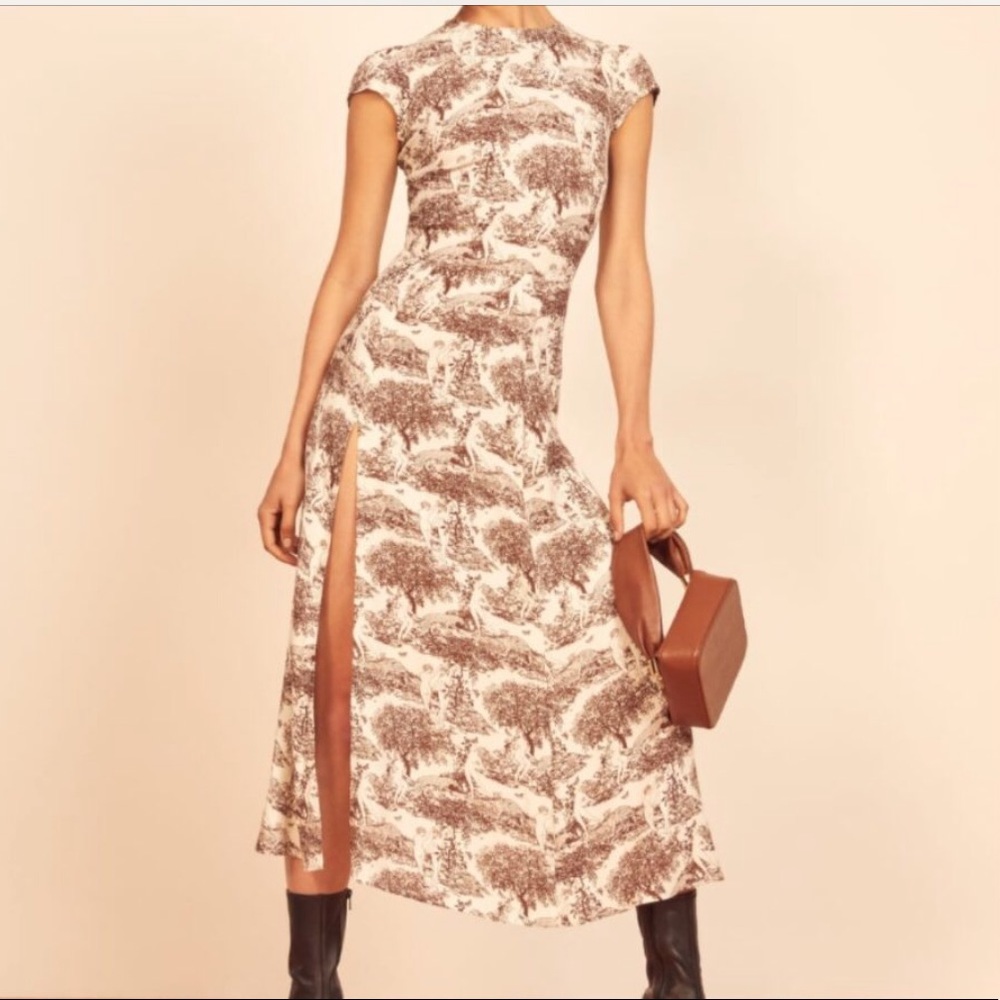 ISO reformation Gavin dress Rousseau size 6